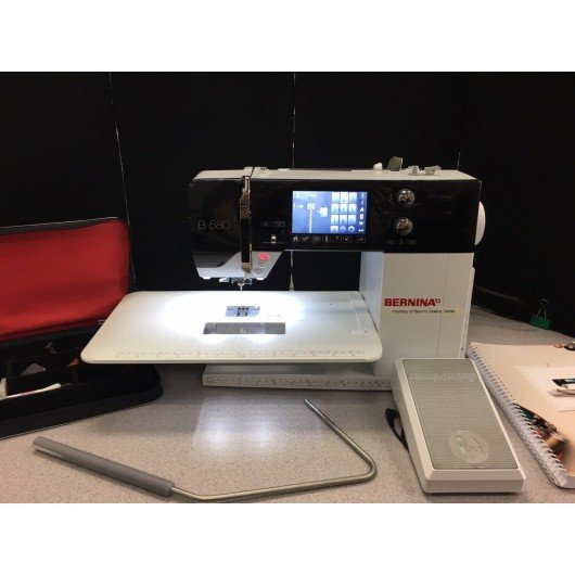 Bernina 580 Embroidery Sewing  Machine